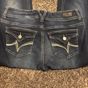 Women’s Vanity Curvy Jeans